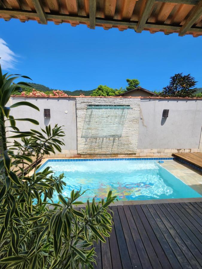 Casa Alecrim Piscina Privativa Com Dec Movel Ideal Criancas Сasa de vacaciones Niterói